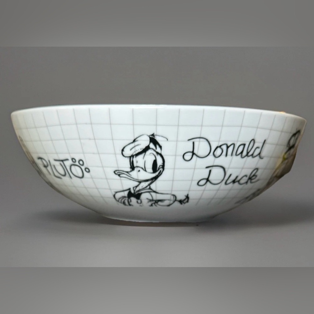 Disney Sketchbook Mickey & Friends 9.5" Salad Serving Bowl Donald Goofy - Picture 3 of 9